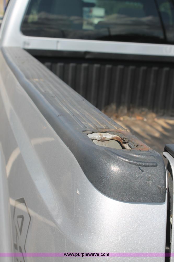 image for item H1716 2011 Ford F350 Super Duty pickup truck