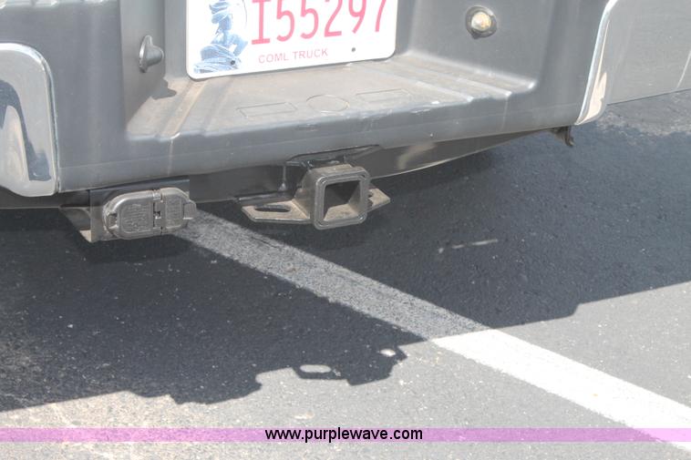 image for item H1716 2011 Ford F350 Super Duty pickup truck