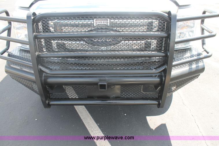 image for item H1716 2011 Ford F350 Super Duty pickup truck