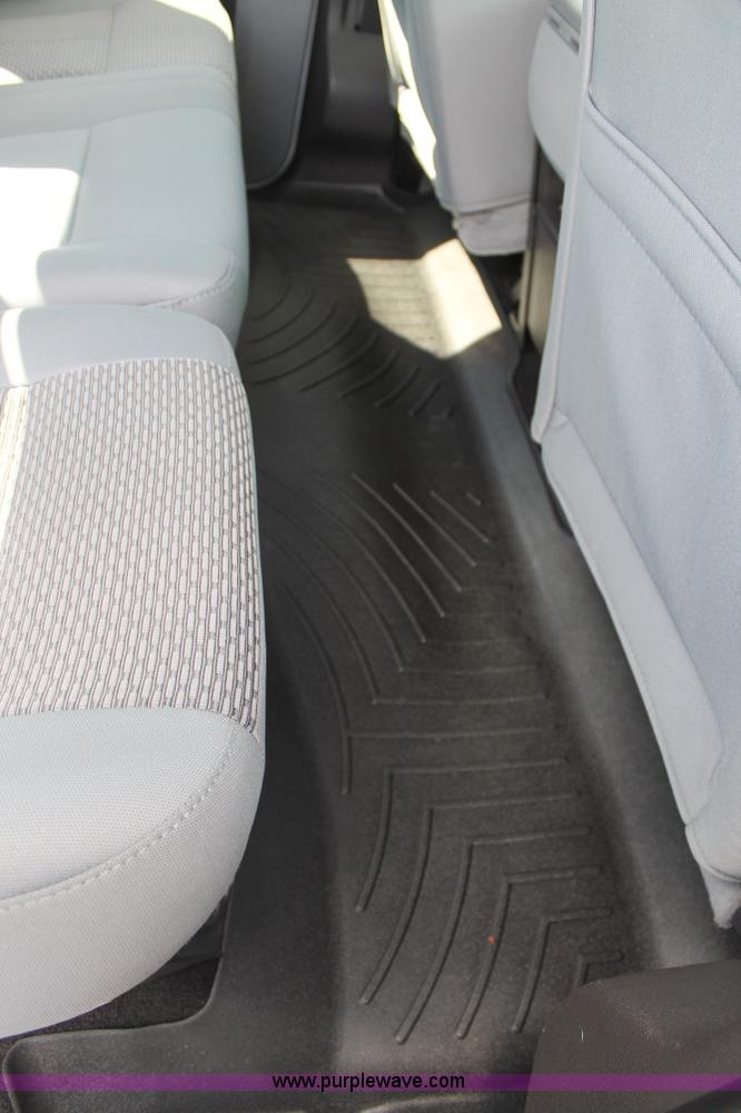 image for item H1716 2011 Ford F350 Super Duty pickup truck