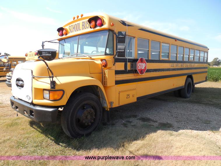 image for item I3317 1998 Ford B800 school bus