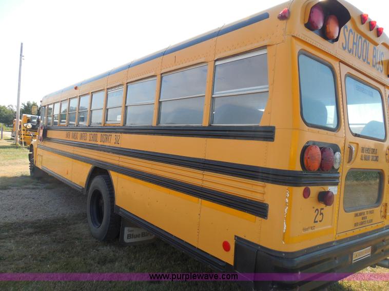 image for item I3317 1998 Ford B800 school bus