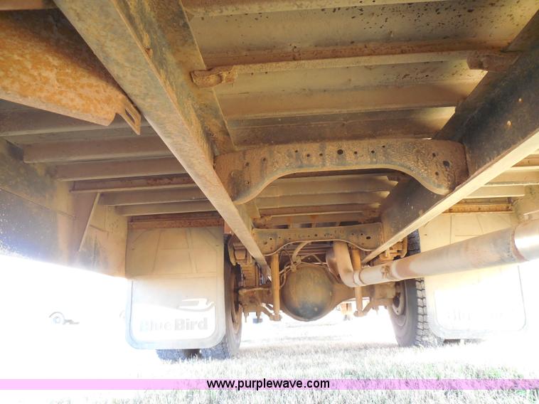 image for item I3317 1998 Ford B800 school bus