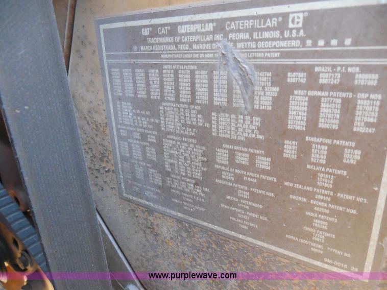 image for item I3318 1995 Chevrolet B7 bus