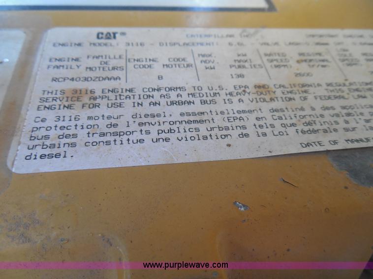 image for item I3318 1995 Chevrolet B7 bus