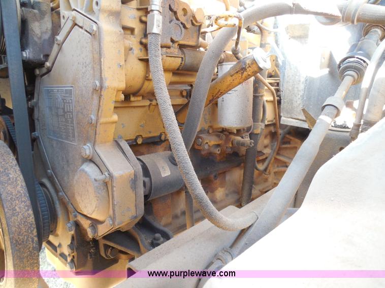 image for item I3318 1995 Chevrolet B7 bus