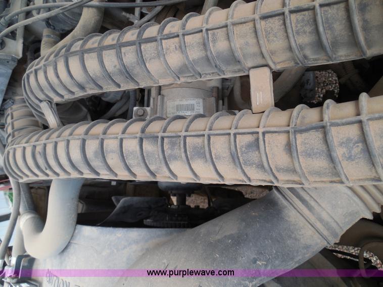 image for item I3332 1993 Ford F350 XL utility truck with crane