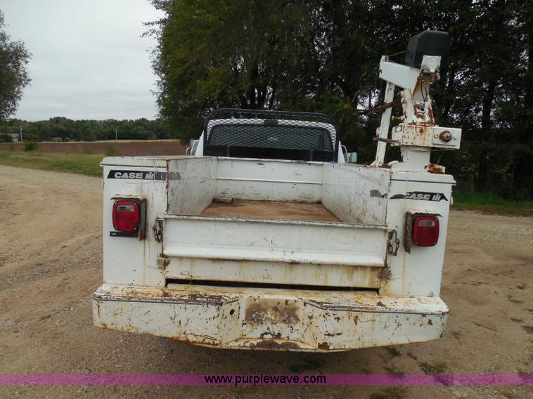 image for item I3332 1993 Ford F350 XL utility truck with crane