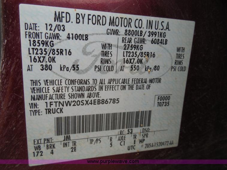 image for item I3337 2004 Ford F250 Super Duty XLT Crew Cab pickup truck