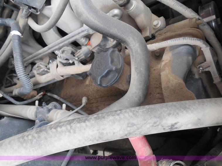 image for item I3337 2004 Ford F250 Super Duty XLT Crew Cab pickup truck