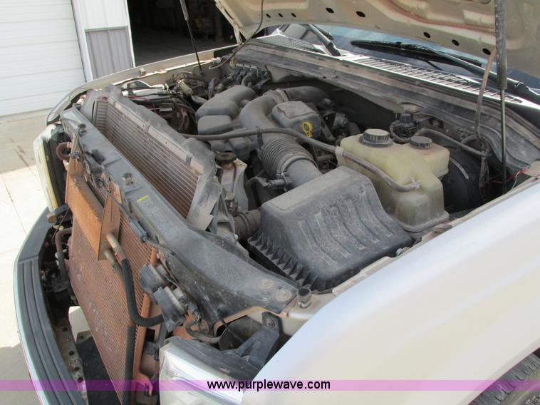 image for item I4125 2008 Ford F250 Super Duty XLT Crew Cab pickup truck