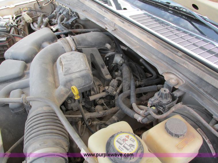 image for item I4125 2008 Ford F250 Super Duty XLT Crew Cab pickup truck