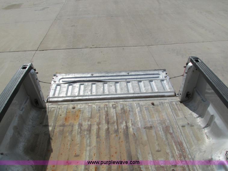 image for item I4125 2008 Ford F250 Super Duty XLT Crew Cab pickup truck