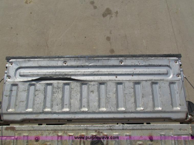 image for item I4125 2008 Ford F250 Super Duty XLT Crew Cab pickup truck