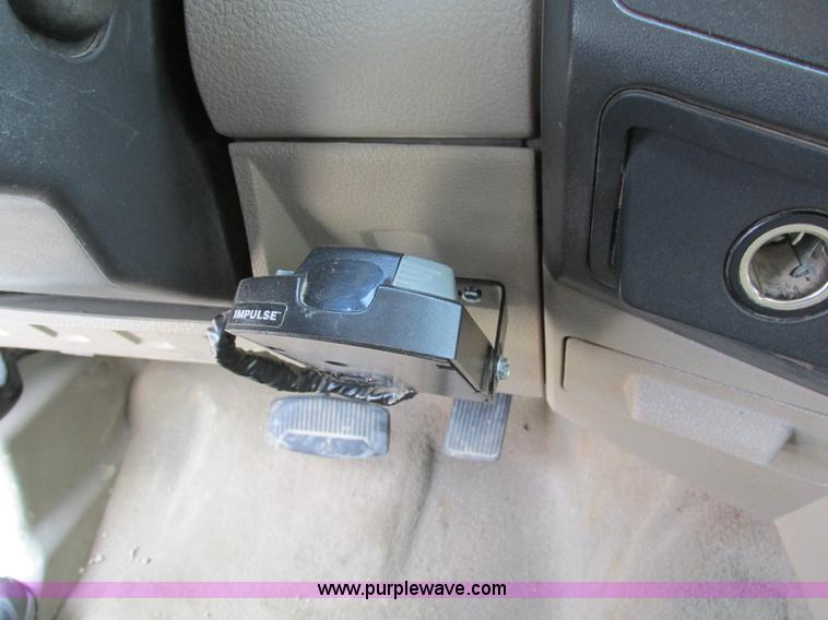 image for item I4125 2008 Ford F250 Super Duty XLT Crew Cab pickup truck