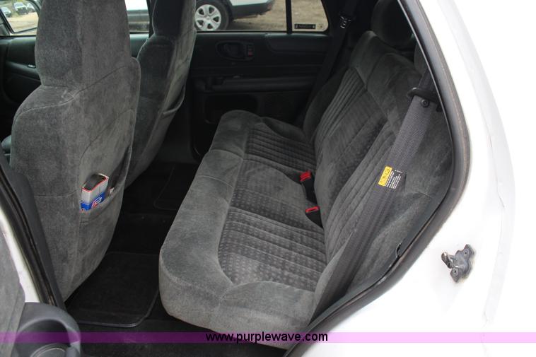 image for item I5847 2002 Chevrolet Blazer LS SUV