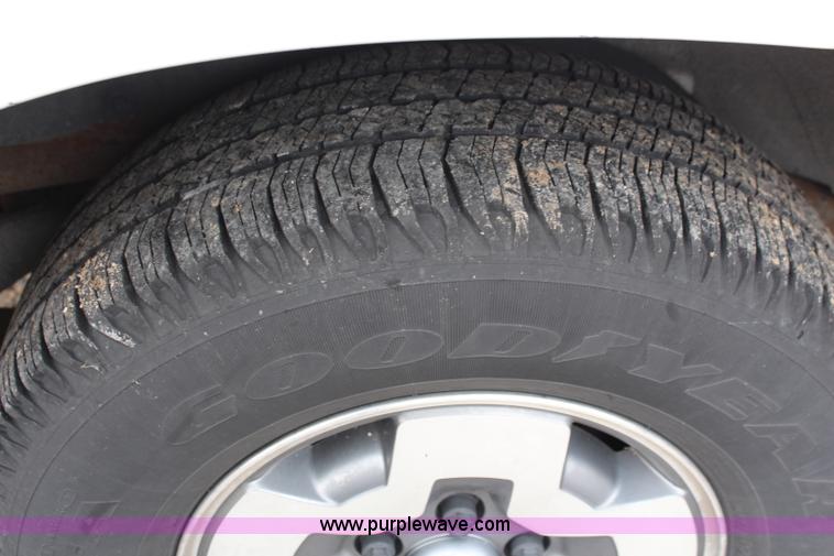 image for item I5847 2002 Chevrolet Blazer LS SUV