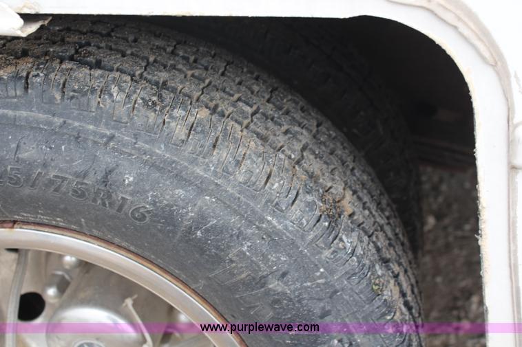 image for item I5860 1997 Ford Econoline E350 Shasta RV