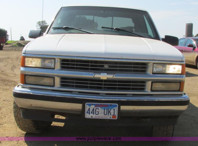 image for item I6052 1998 Chevrolet Silverado 1500 Z71 Ext. Cab pickup truck