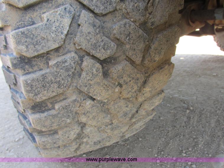 image for item I6052 1998 Chevrolet Silverado 1500 Z71 Ext. Cab pickup truck