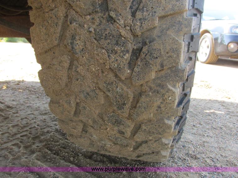 image for item I6052 1998 Chevrolet Silverado 1500 Z71 Ext. Cab pickup truck