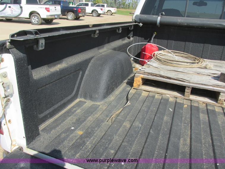image for item I6052 1998 Chevrolet Silverado 1500 Z71 Ext. Cab pickup truck