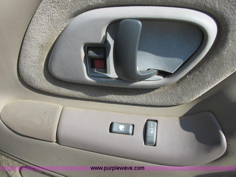 image for item I6052 1998 Chevrolet Silverado 1500 Z71 Ext. Cab pickup truck