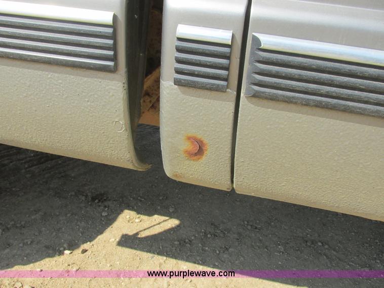 image for item I6052 1998 Chevrolet Silverado 1500 Z71 Ext. Cab pickup truck