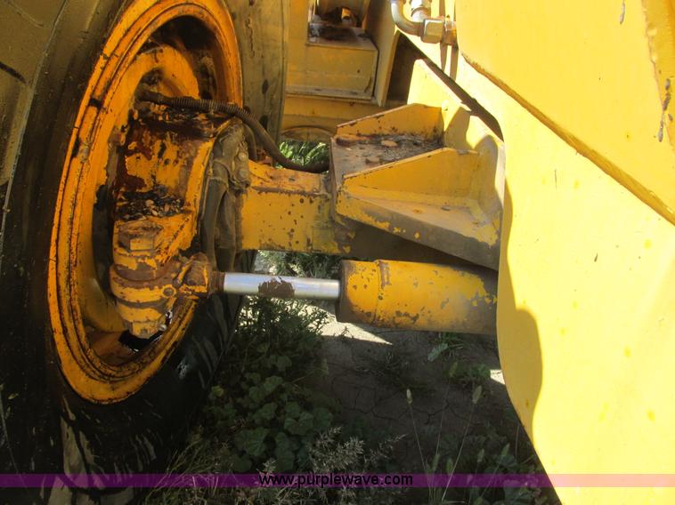 image for item I6055 1973 Trojan 124A wheel loader