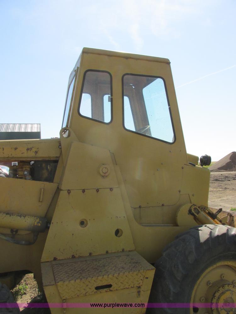 image for item I6055 1973 Trojan 124A wheel loader