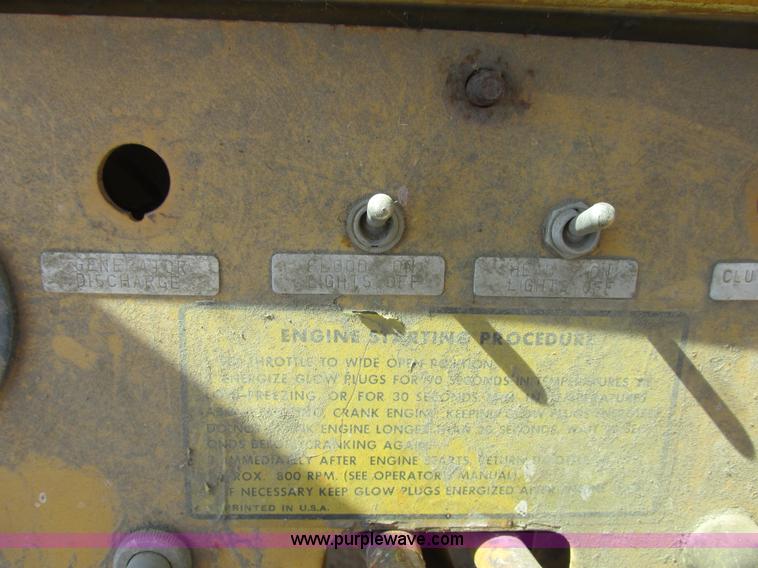 image for item I6055 1973 Trojan 124A wheel loader