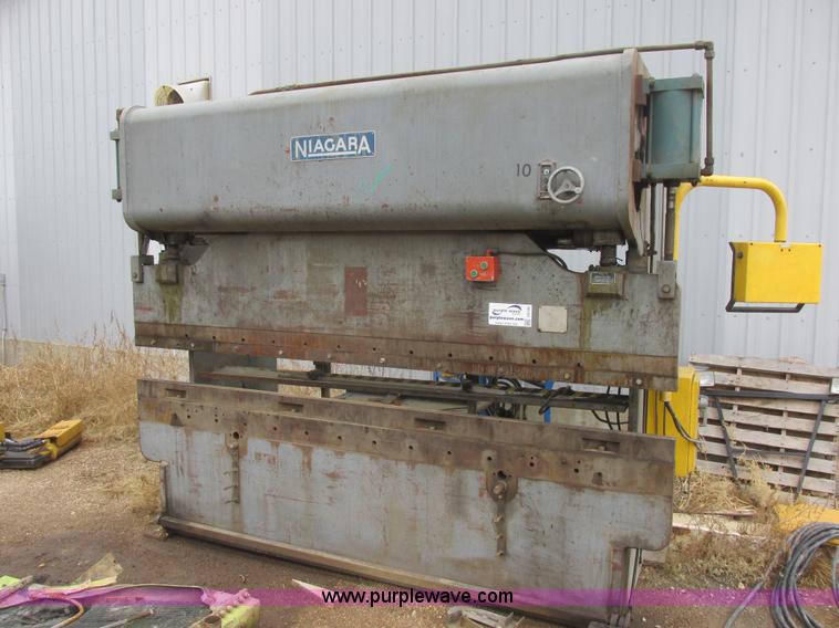 image for item I6126 Niagara metal breaker