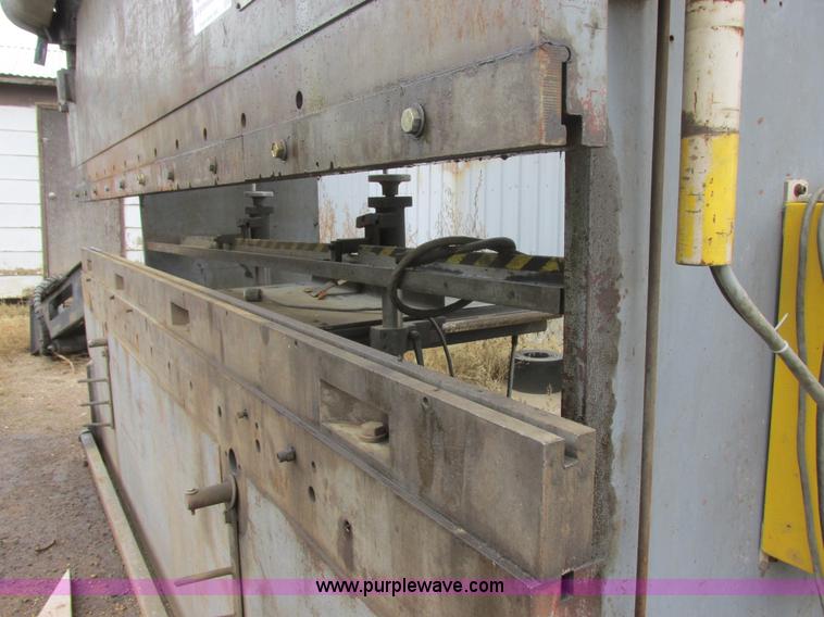 image for item I6126 Niagara metal breaker