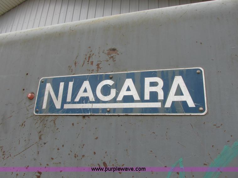 image for item I6126 Niagara metal breaker