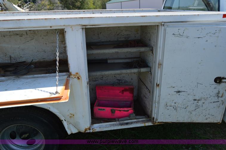 image for item I6480 1991 Chevrolet 3500 utility truck