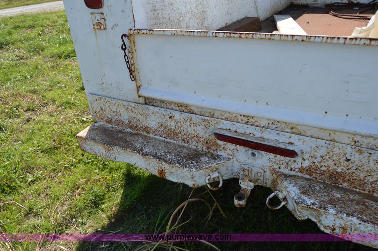 image for item I6480 1991 Chevrolet 3500 utility truck