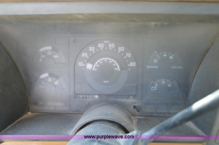 image for item I6480 1991 Chevrolet 3500 utility truck