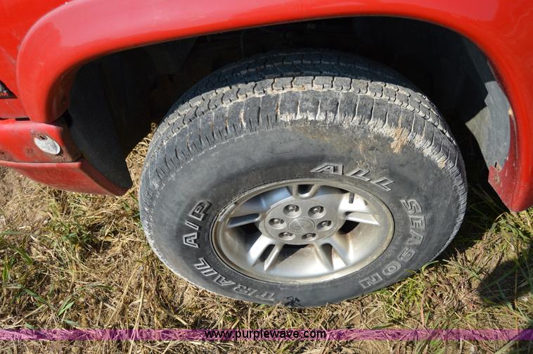 image for item I6487 1998 Dodge Durango SLT SUV