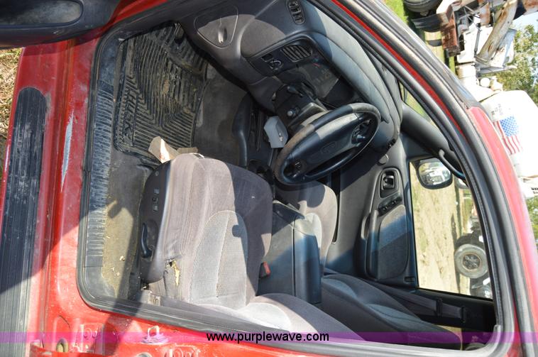image for item I6487 1998 Dodge Durango SLT SUV