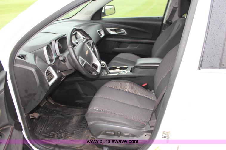 image for item J2037 2011 Chevrolet Equinox LT SUV
