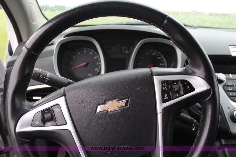 image for item J2037 2011 Chevrolet Equinox LT SUV