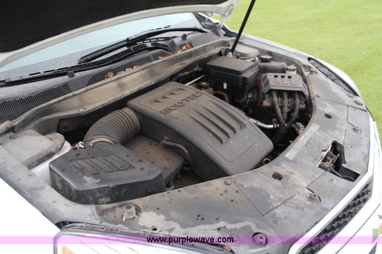 image for item J2037 2011 Chevrolet Equinox LT SUV