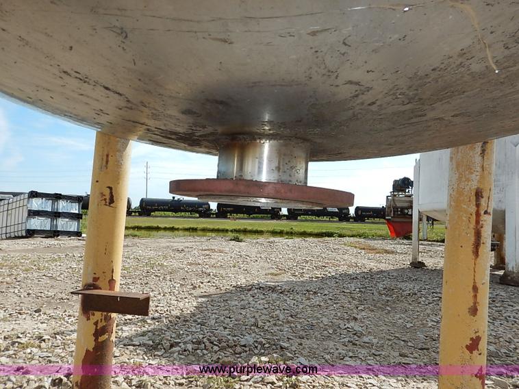 image for item J3016 1980 C.E. Howard Corp stainless steel holding tank