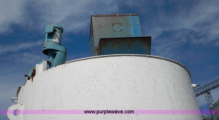 image for item J3017 Carbon lime slurry holding tank