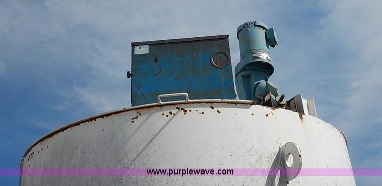 image for item J3017 Carbon lime slurry holding tank