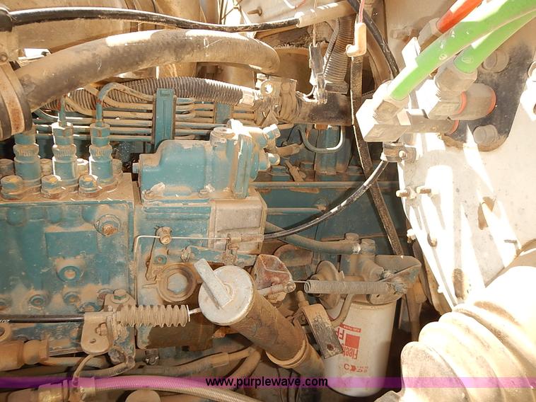 image for item J3062 1994 International 4900 box truck