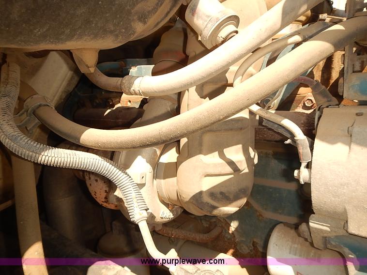 image for item J3062 1994 International 4900 box truck