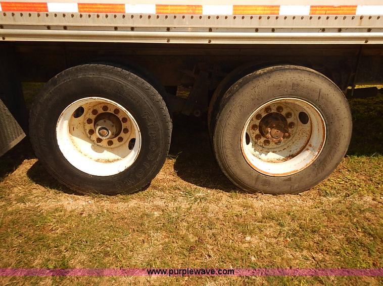 image for item J3062 1994 International 4900 box truck