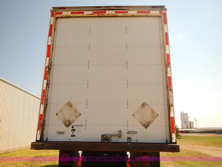 image for item J3062 1994 International 4900 box truck