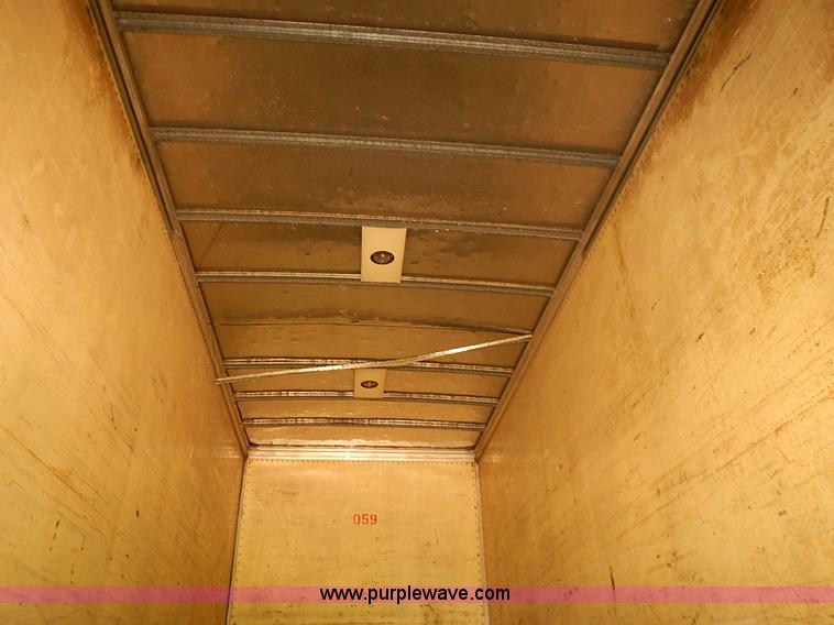 image for item J3062 1994 International 4900 box truck